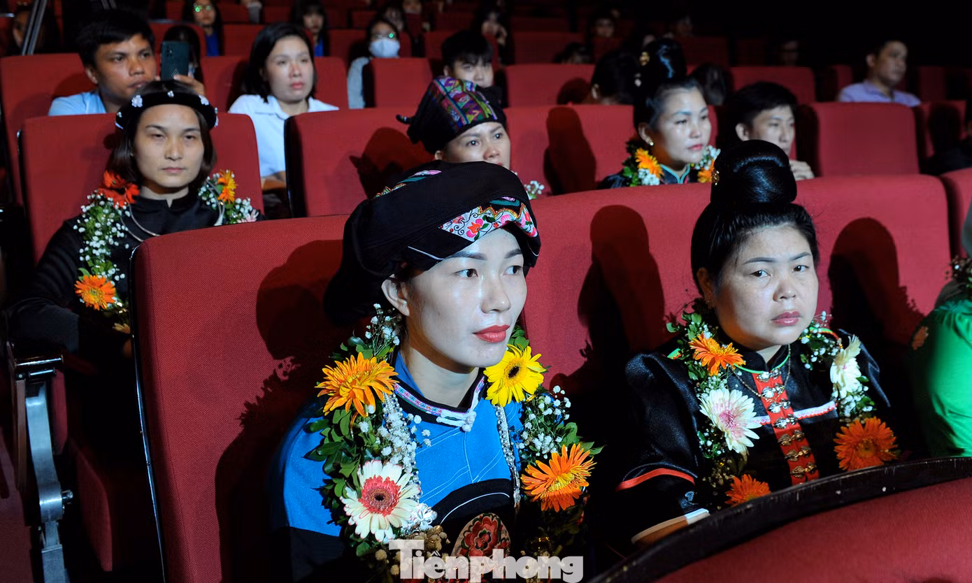 Vinh danh 63 thầy cô giáo dân tộc thiểu số tiêu biểu trên toàn quốc ảnh 5