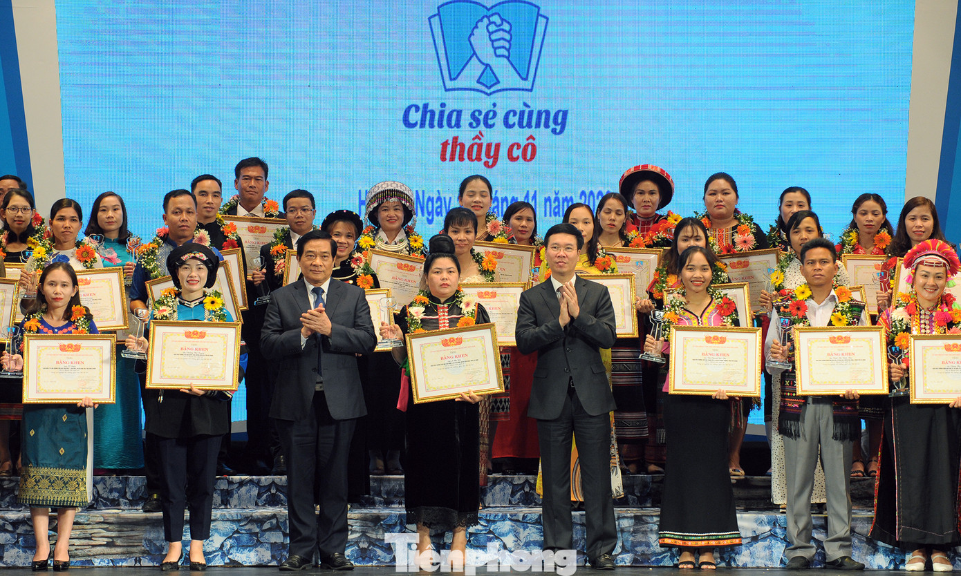 Vinh danh 63 thầy cô giáo dân tộc thiểu số tiêu biểu trên toàn quốc ảnh 11