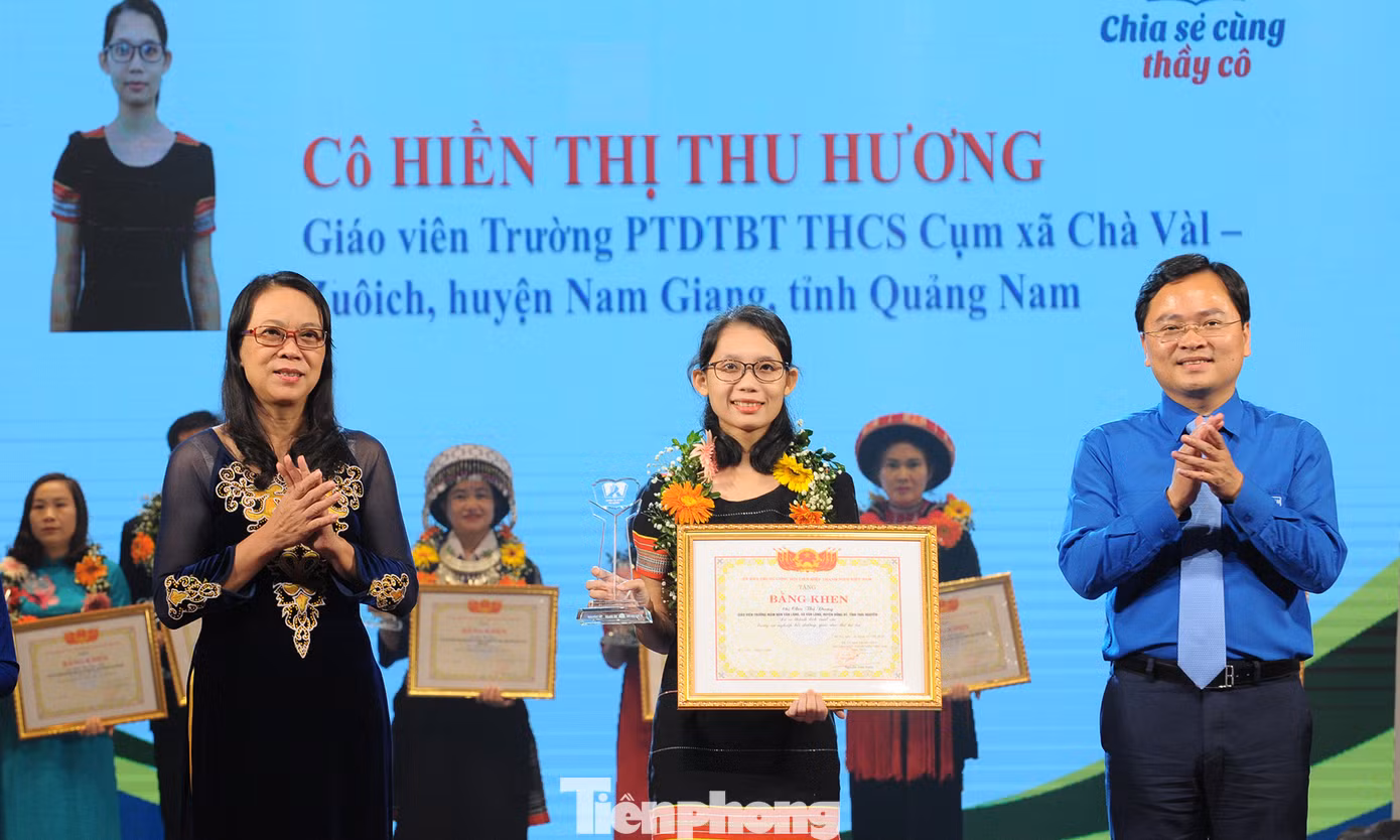 Vinh danh 63 thầy cô giáo dân tộc thiểu số tiêu biểu trên toàn quốc ảnh 8
