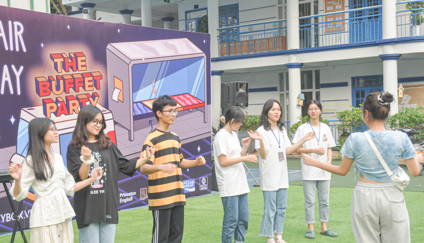 Giới trẻ Hà thành mở hội chợ khám phá sở thích ảnh 1