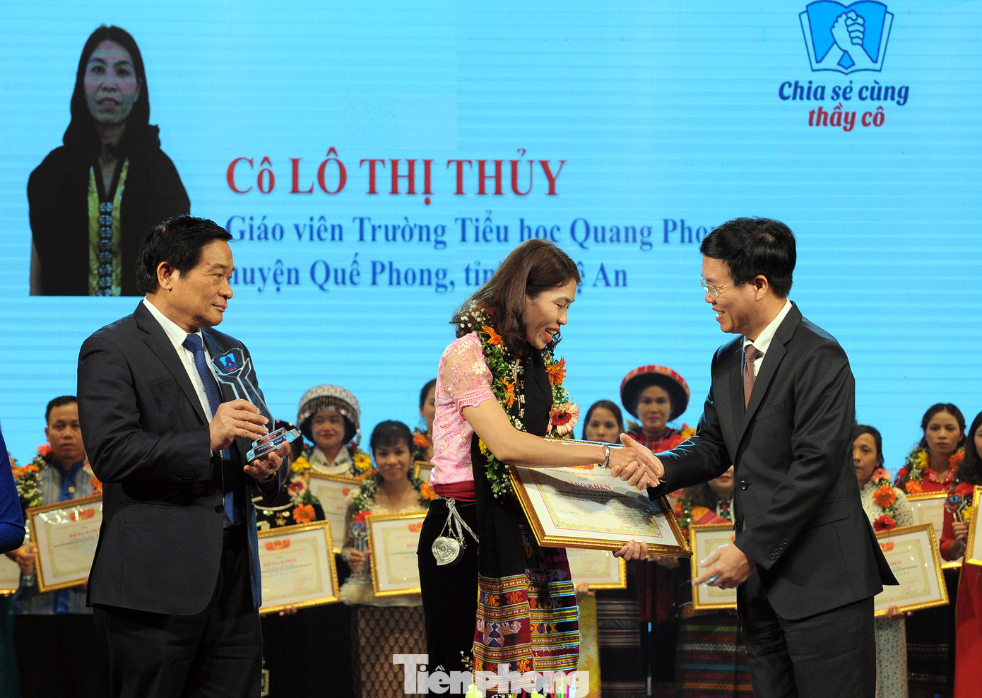 Vượt nỗi đau ung thư, éo le số phận thắp sáng con chữ nơi gian khó ảnh 1