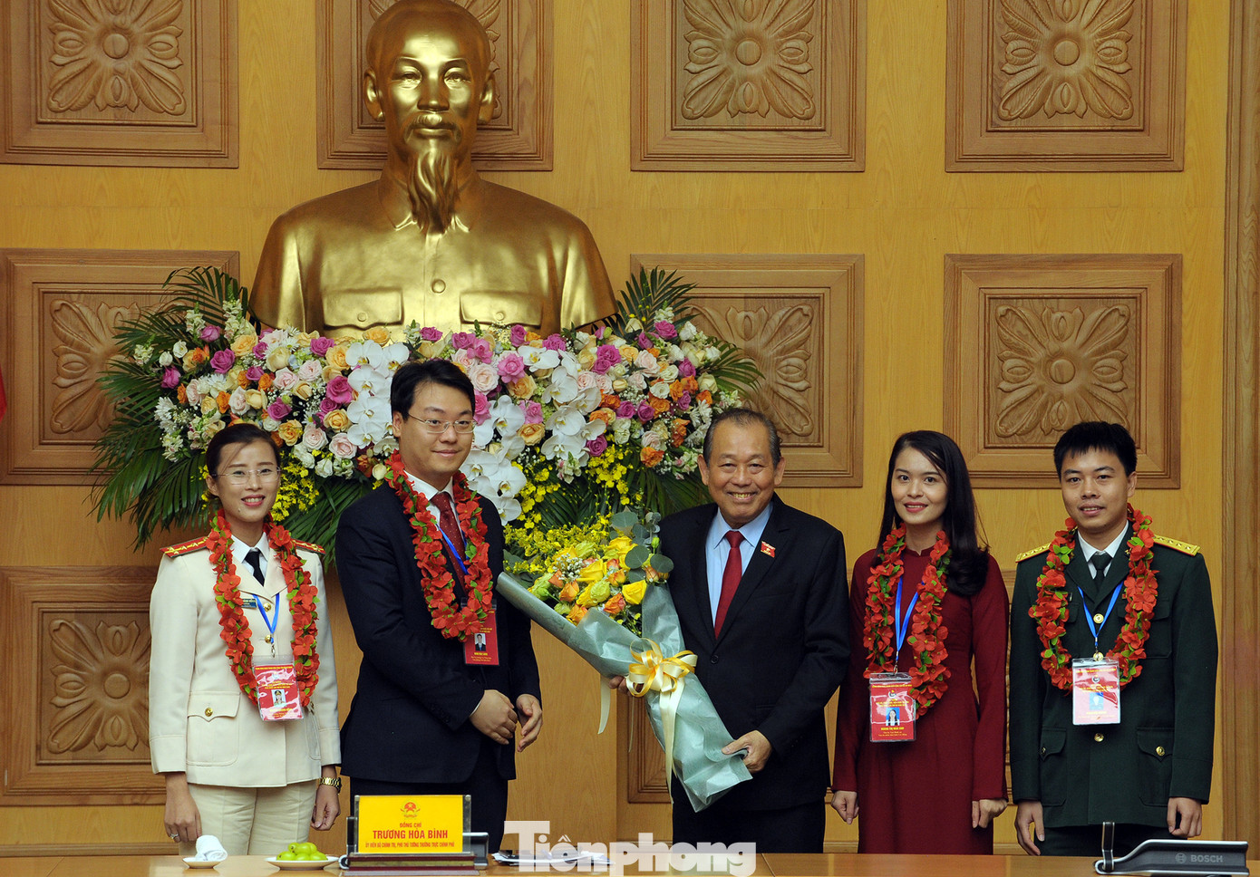 Cán bộ, công chức phải thể hiện vai trò 'công bộc' của dân ảnh 17