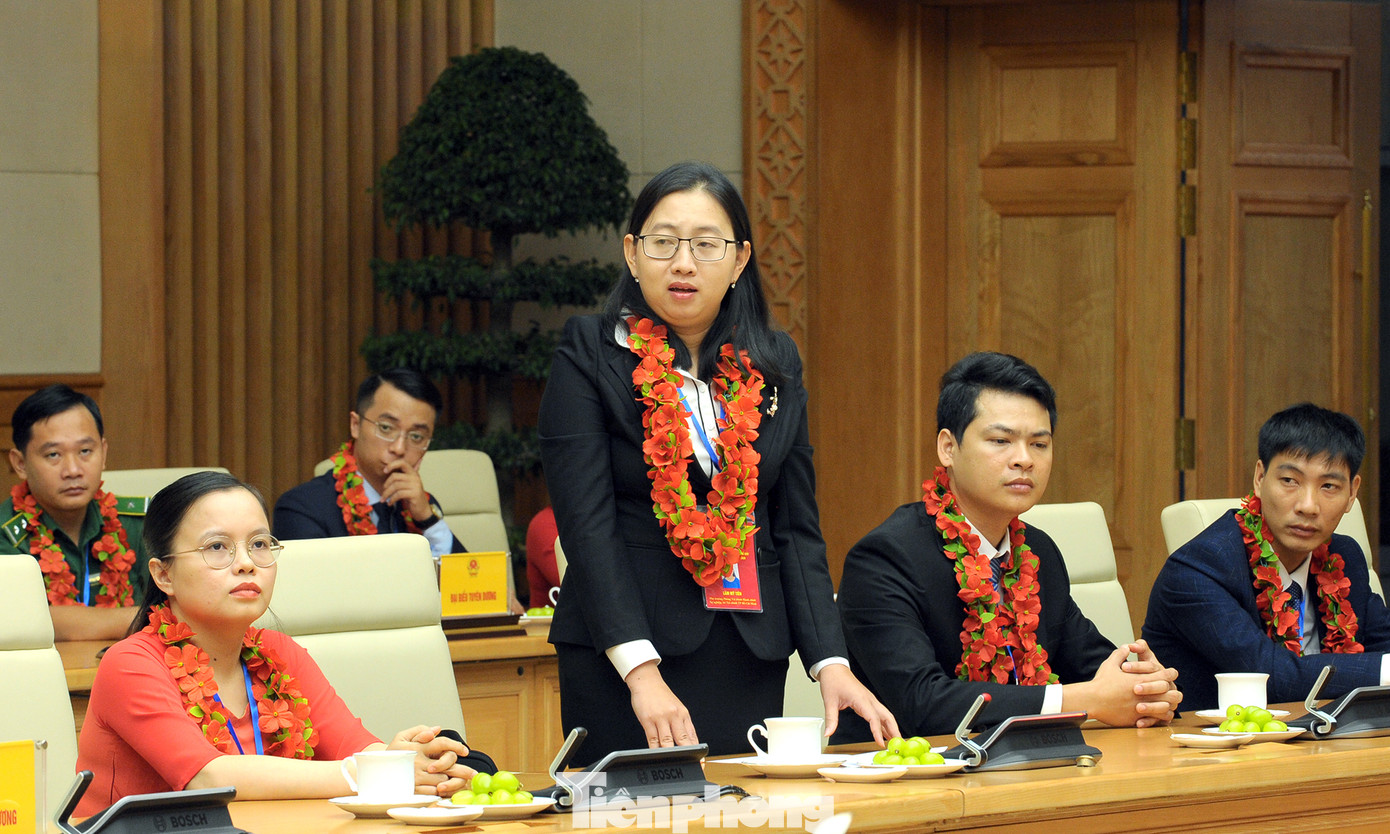 Cán bộ, công chức phải thể hiện vai trò 'công bộc' của dân ảnh 7