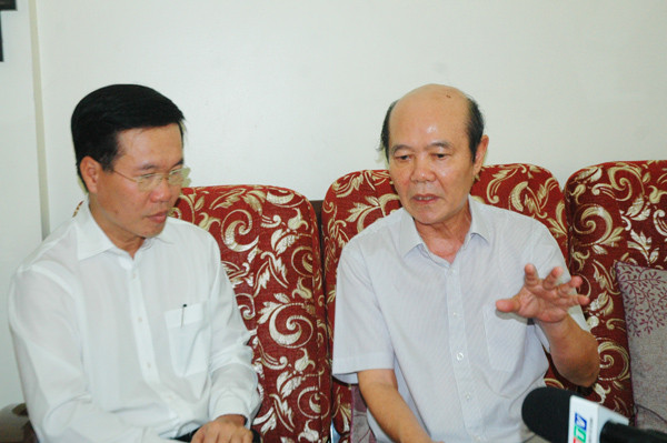 Ông Võ Văn Thưởng thăm và chúc Tết nghệ sĩ, nhà khoa học ảnh 2