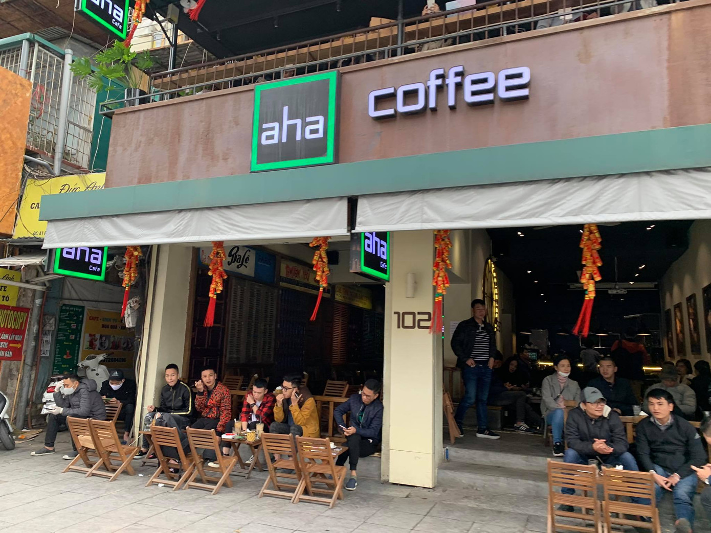 Thêm 3 người có nguy cơ cao nhiễm COVID-19 liên quan đến quán Bar Buddha ảnh 3 Thêm 3 người có nguy cơ cao nhiễm COVID-19 liên quan đến quán Bar Buddha ảnh 3