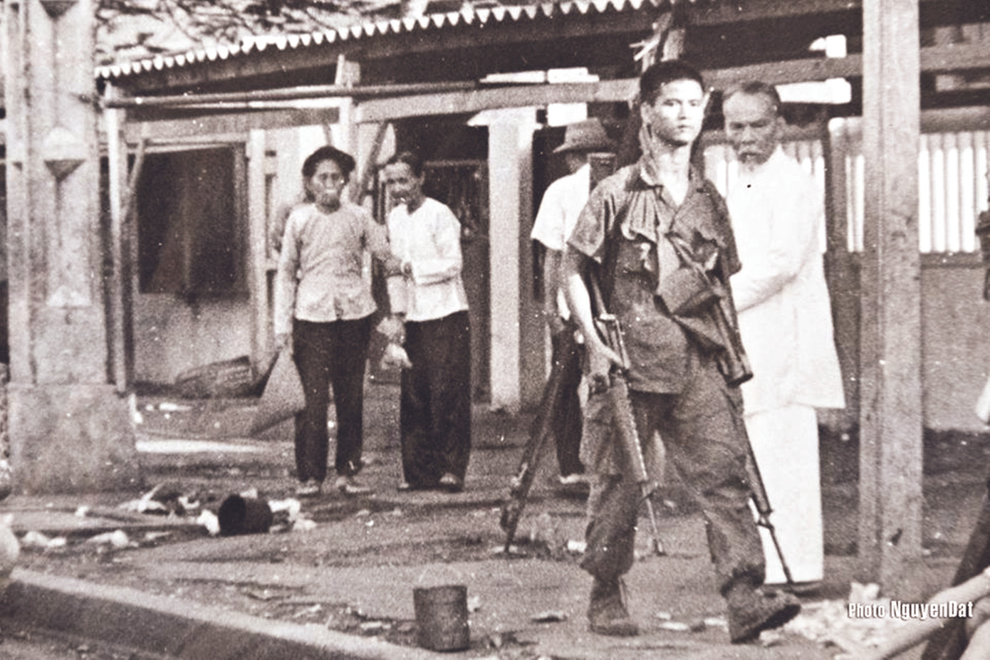 Bộ ảnh lịch sử ngày 30/4 chưa từng triển lãm ảnh 2