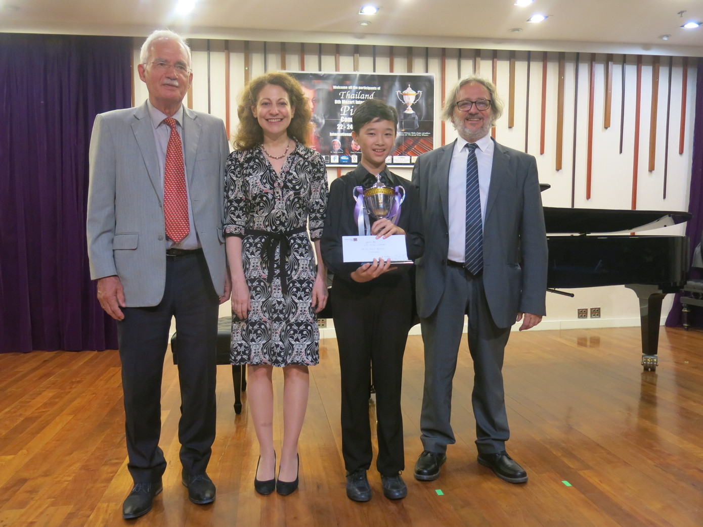 Chuyện về tài năng piano 14 tuổi ảnh 1