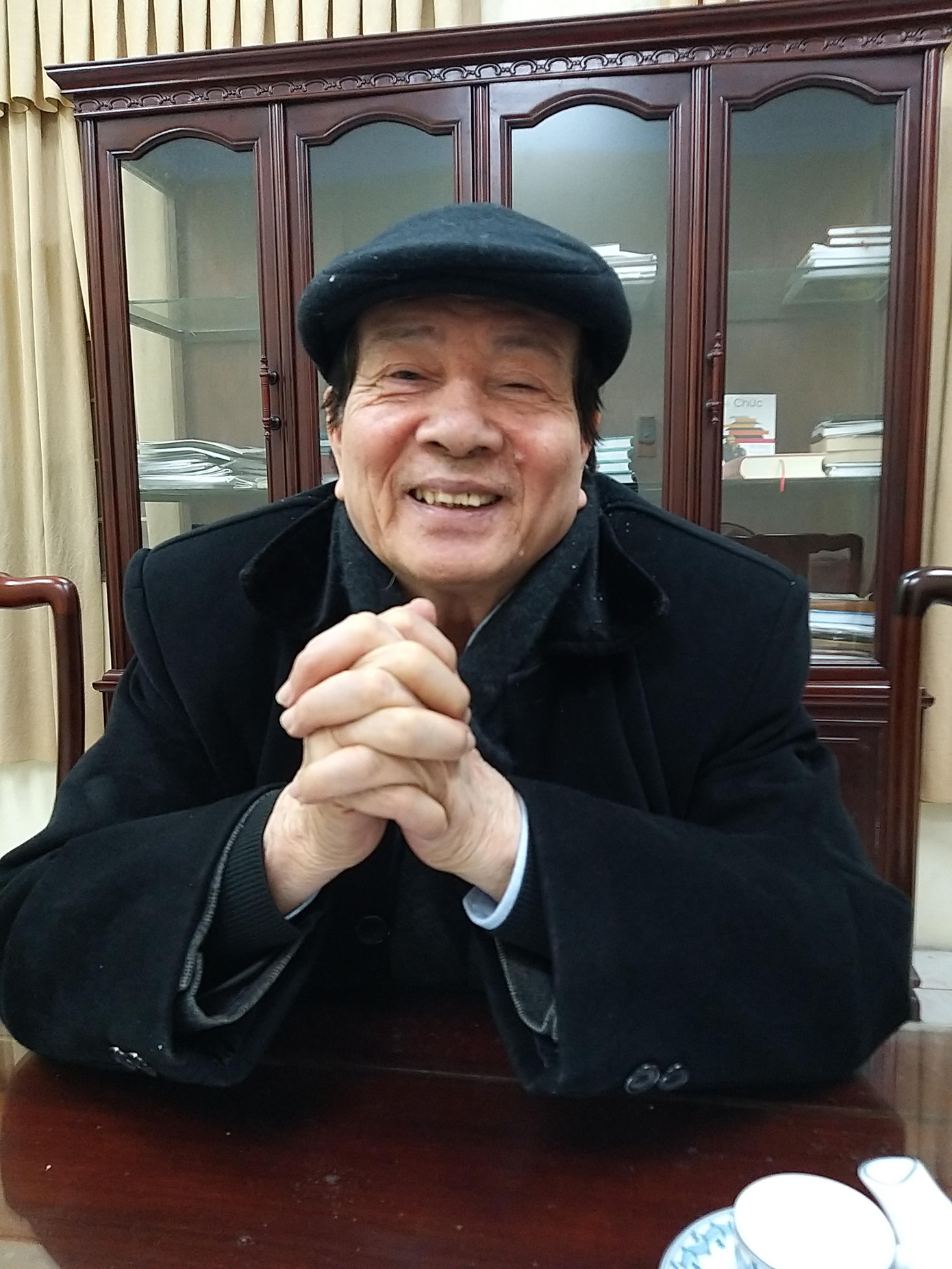 Nhà thơ Hữu Thỉnh: Những ngày nhàn ảnh 2