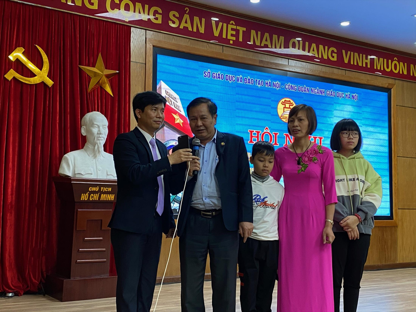 Tết nhớ thương của hậu phương lính đảo ảnh 1