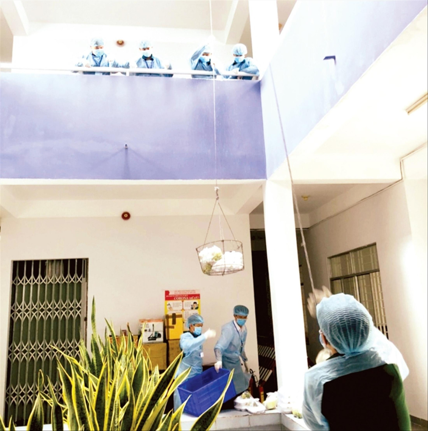 Chuyện làm sạch tiền trong khu cách ly ảnh 1