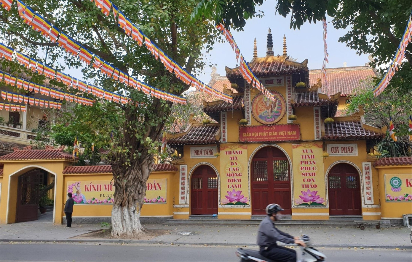 Mùa Phật đản an lạc, đồng hành với dân tộc ảnh 1