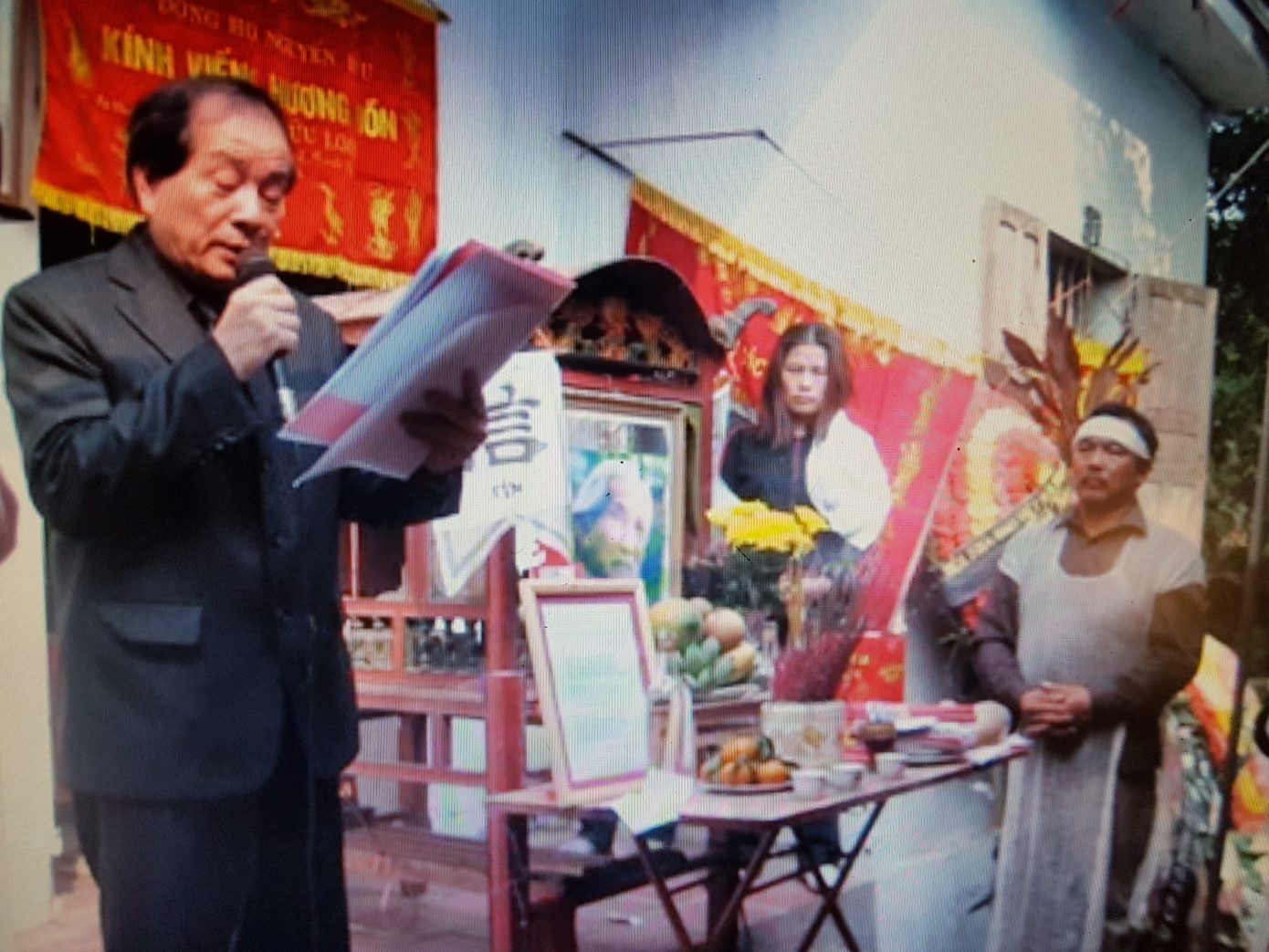 Điếu văn thảo trên xe ảnh 1