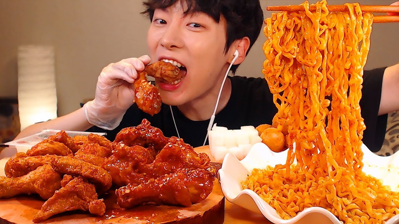 Dự thảo luật cấm mukbang của Trung Quốc ảnh 1