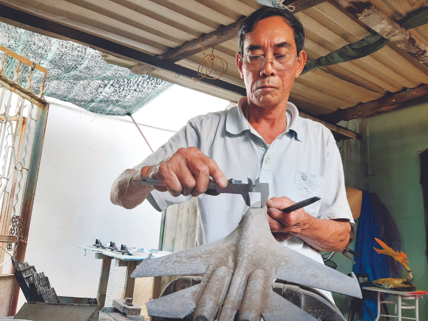 Xưởng sản xuất 'máy bay chiến đấu' độc nhất Việt Nam ảnh 2