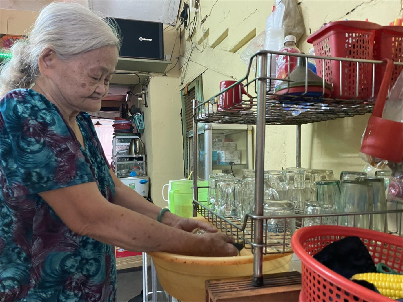 Hàng loạt chung cư ở TPHCM…chờ sập ảnh 2