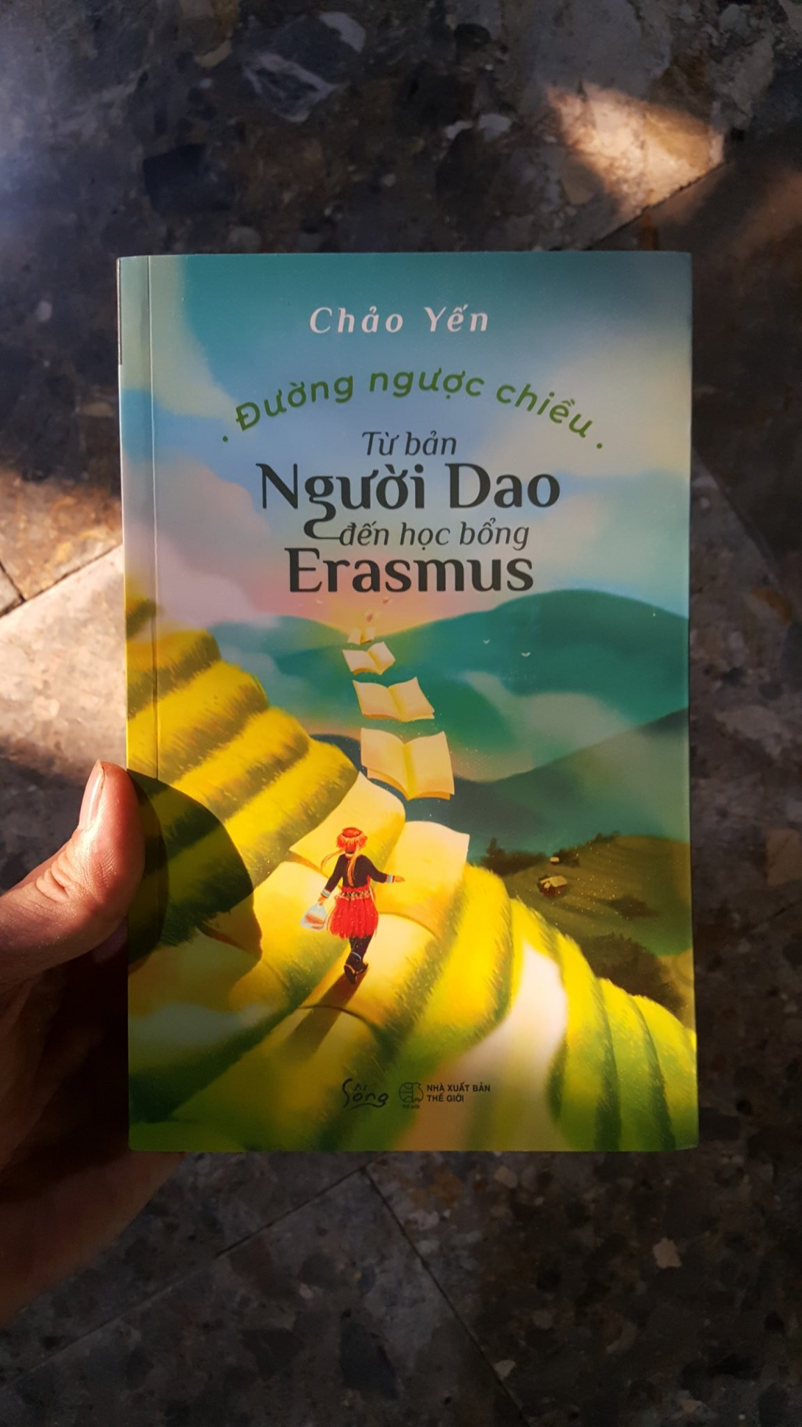 'Đường ngược chiều' của cô gái Dao Tuyển ảnh 2