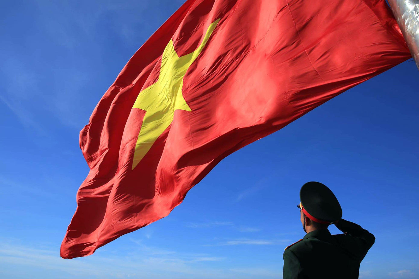 Chuyện về lá cờ 250m2 ảnh 1