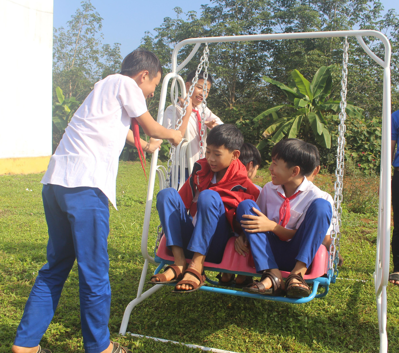 Khánh thành công trình thanh niên 'Ánh sáng đường quê' ảnh 6