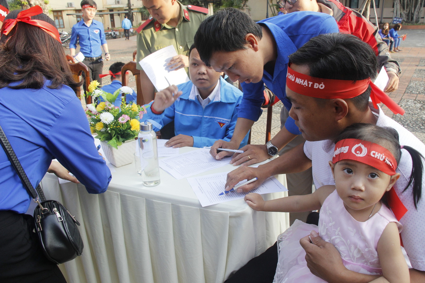 Quảng Trị nô nức Chủ nhật Đỏ ảnh 11