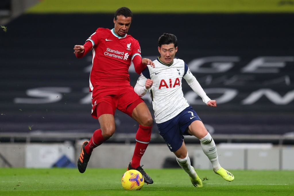 Mất ngôi sao Joel Matip, Liverpool đón liền 2 trung vệ mới ảnh 1