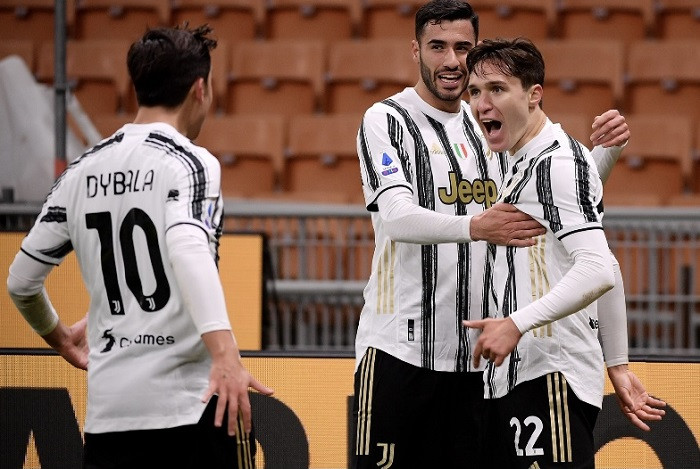 Juventus chấm dứt mạch 27 trận bất bại của AC Milan ảnh 1