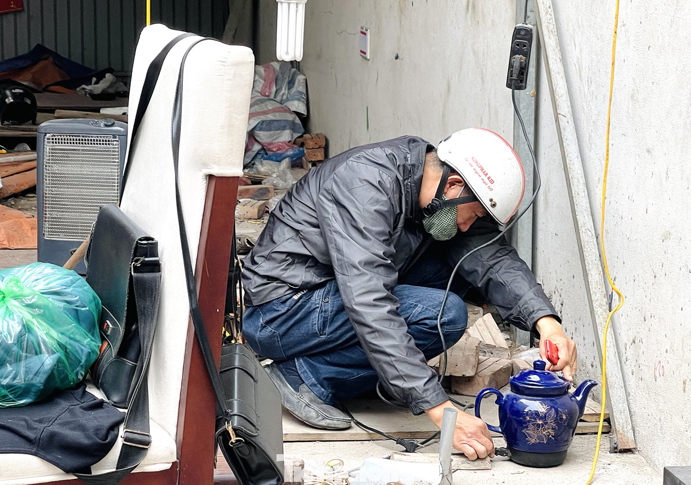 Nhộn nhịp phiên chợ đồ cổ đặc biệt ngày cuối năm ảnh 2