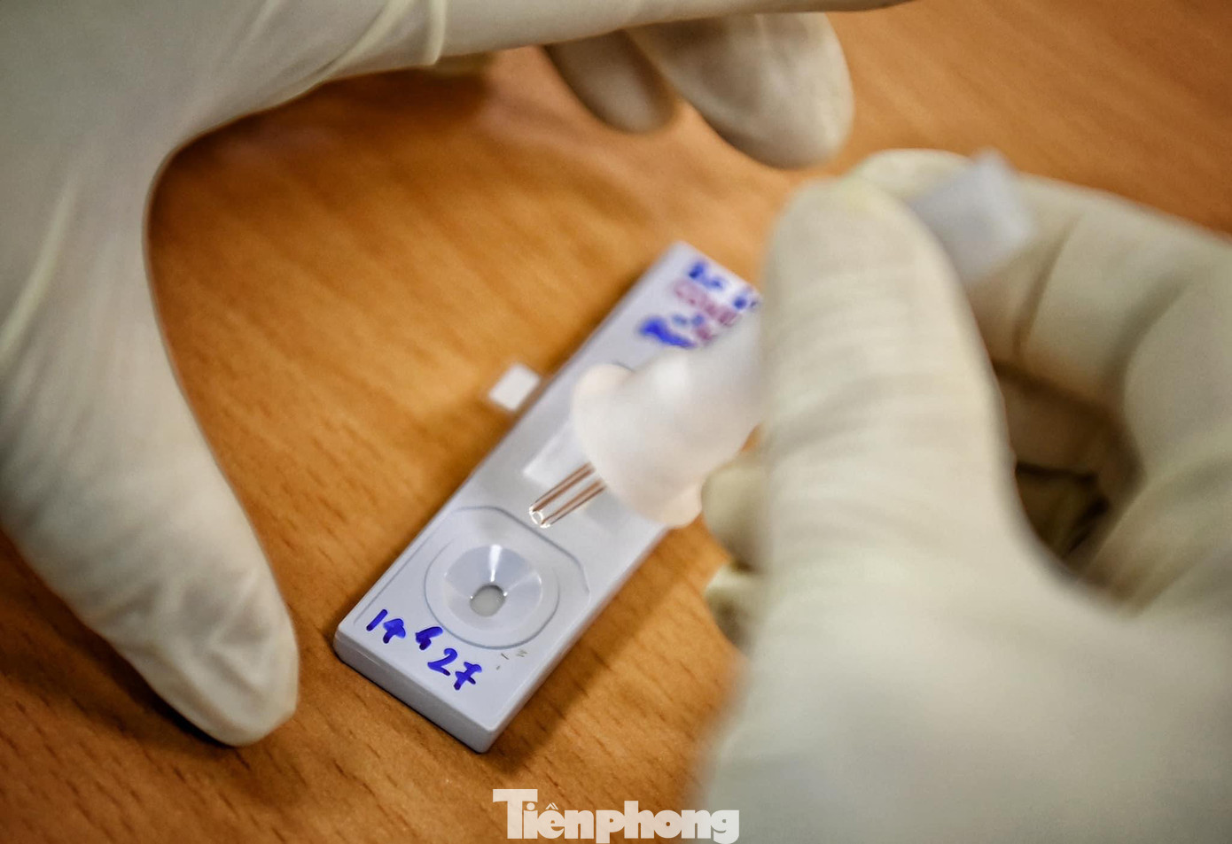 Hà Nội bắt đầu xét nghiệm sàng lọc ngẫu nhiên COVID-19 trong cộng đồng ảnh 8