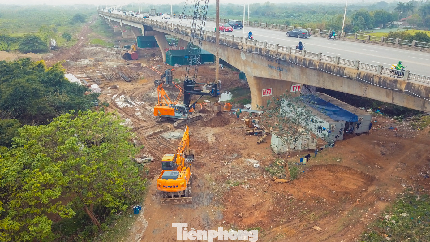Cận cảnh đại công trường cầu Vĩnh Tuy 2 'nghìn tỷ' vượt sông Hồng ảnh 10