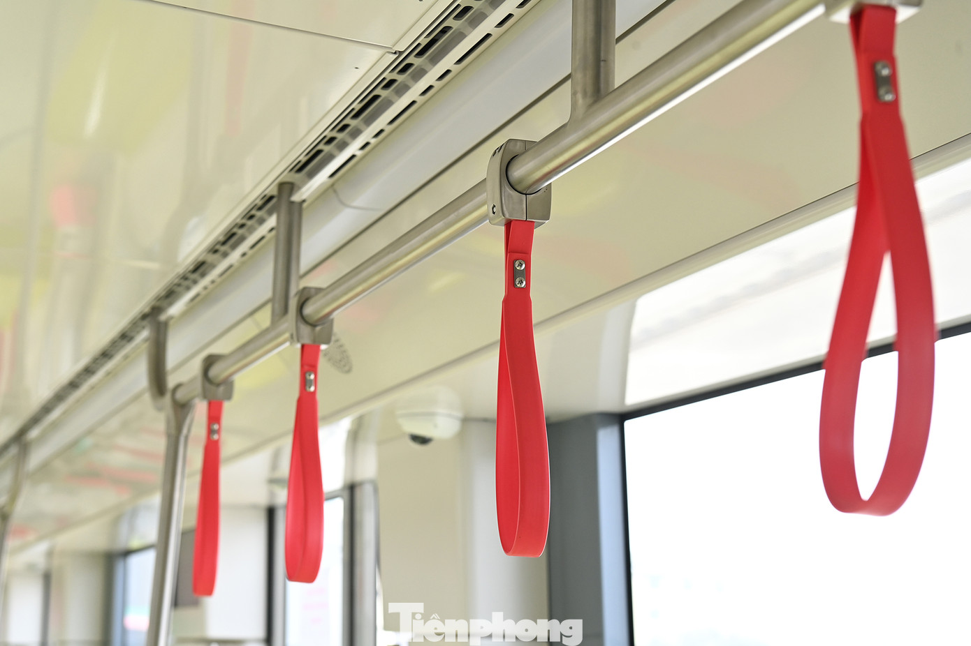 Nội thất hiện đại của tàu tuyến metro Nhổn - ga Hà Nội ảnh 6