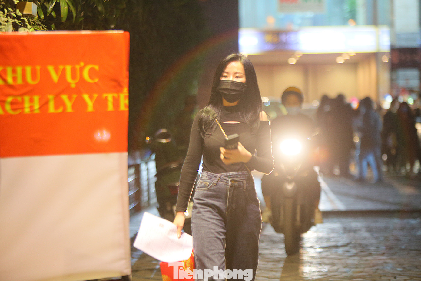 Hà Nội phong toả khẩn cấp chung cư 88 Láng Hạ ảnh 10