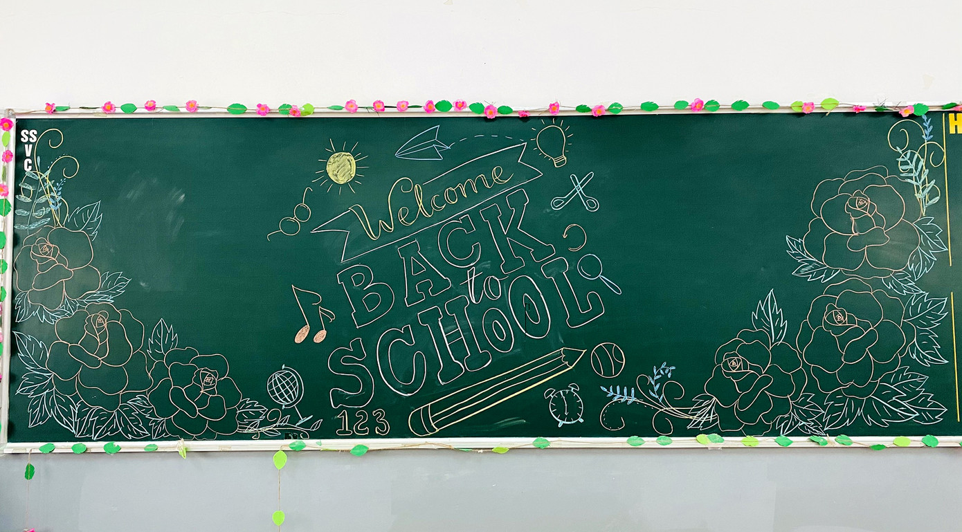 Sáng nay, hơn hai triệu học sinh Hà Nội trở lại trường ảnh 23