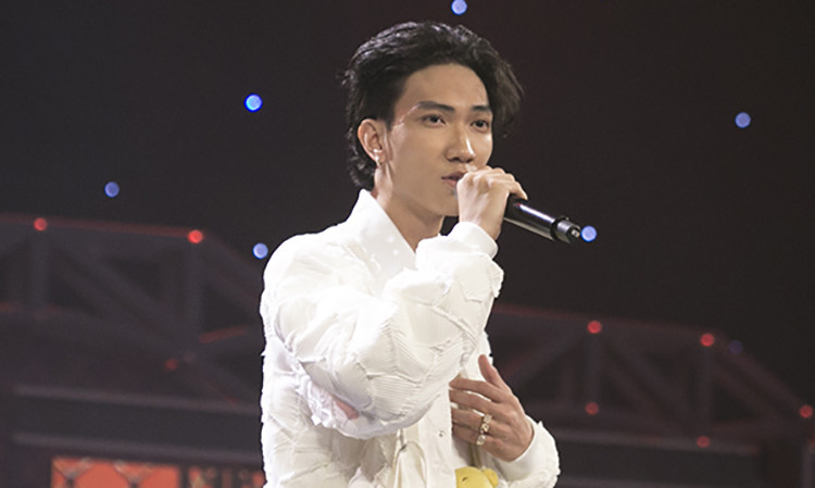 Thí sinh đội Binz nói gì sau trả lời fan mẫu phụ nữ lý tưởng là 'mẹ em' bị chỉ trích? ảnh 2