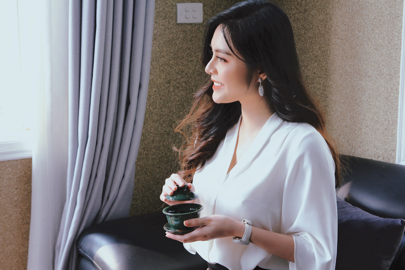 Cao Diệp Anh xuất hiện trong loạt phim giờ vàng trên VTV, từng thi Hoa hậu Hoàn vũ ảnh 4