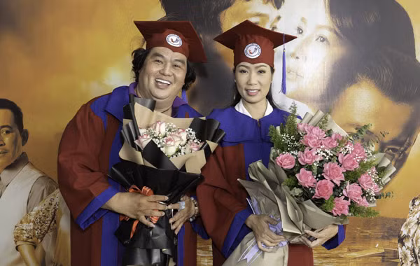 Á hậu Trịnh Kim Chi tốt nghiệp Cử nhân Đại học Sân khấu - Điện ảnh ở tuổi 49 ảnh 3