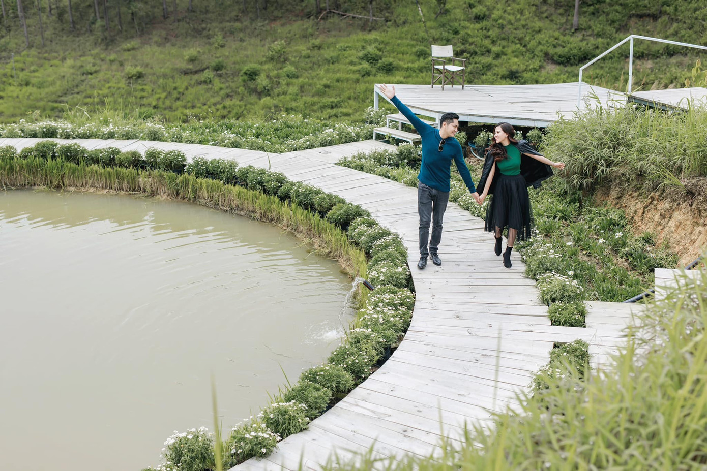 Tình cũ của Ninh Dương Lan Ngọc công khai bạn gái kém 8 tuổi ảnh 3