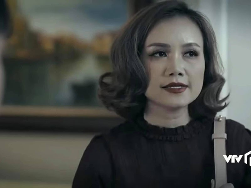 Hoàng Yến tung ảnh giường chiếu mùi mẫn với Việt Anh trong 'Hồ sơ cá sấu' ảnh 5