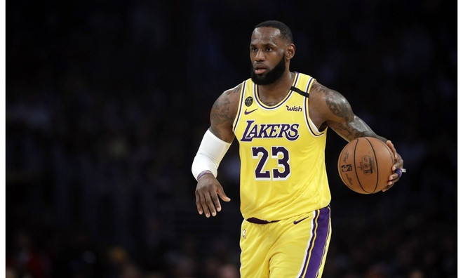 Em gái tỷ phú của Kim Kardashian đứng đầu top 10 nhân vật nổi tiếng thu nhập cao nhất 2020 ảnh 9