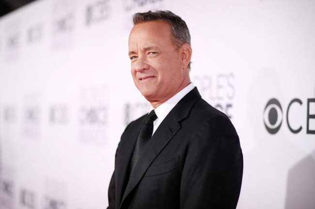 Tom Hanks tuyên bố sẽ tiêm vaccine COVID-19 ảnh 1