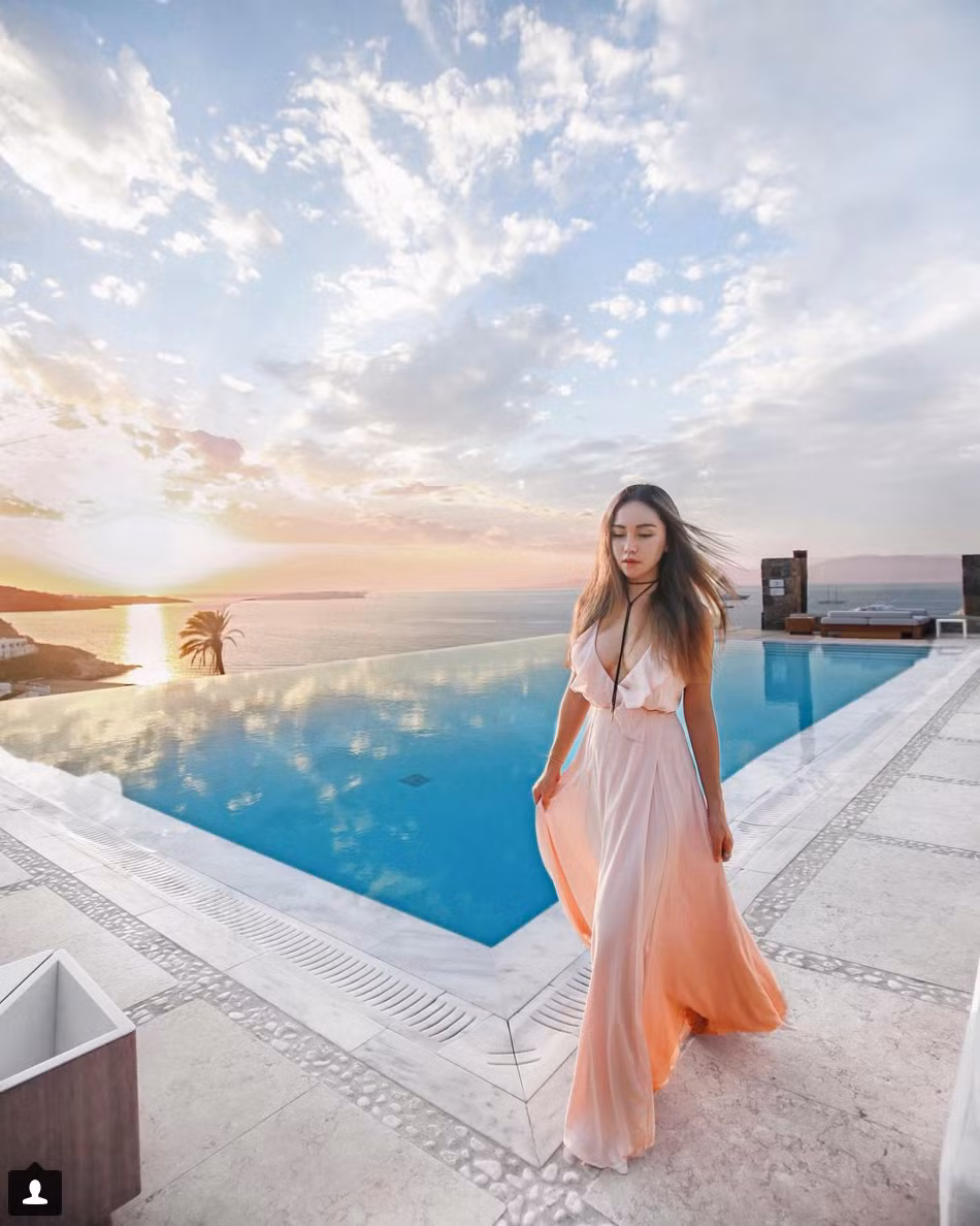 Ngất ngây với nhan sắc của huấn luyện viên - hotgirl Chloe Ting ảnh 3