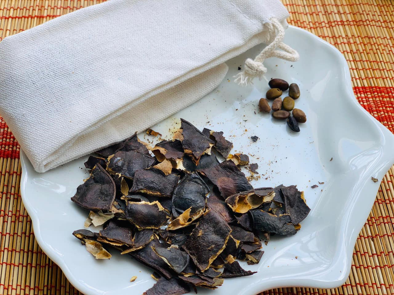 Bí quyết gìn giữ mái tóc mây của Hoa hậu Ngọc Hân ảnh 3