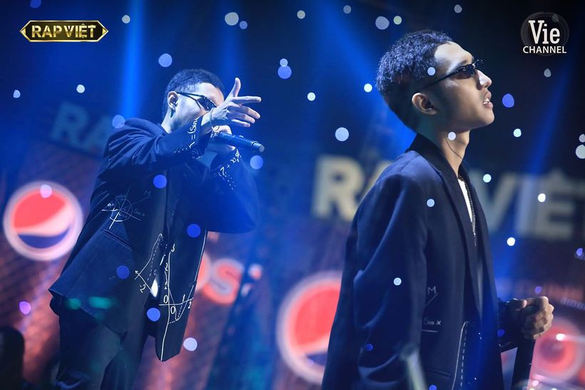 Thí sinh nhận 'nón vàng' quyền lực từ Karik nói gì trước vòng Đối Đầu của Rap Việt? ảnh 1