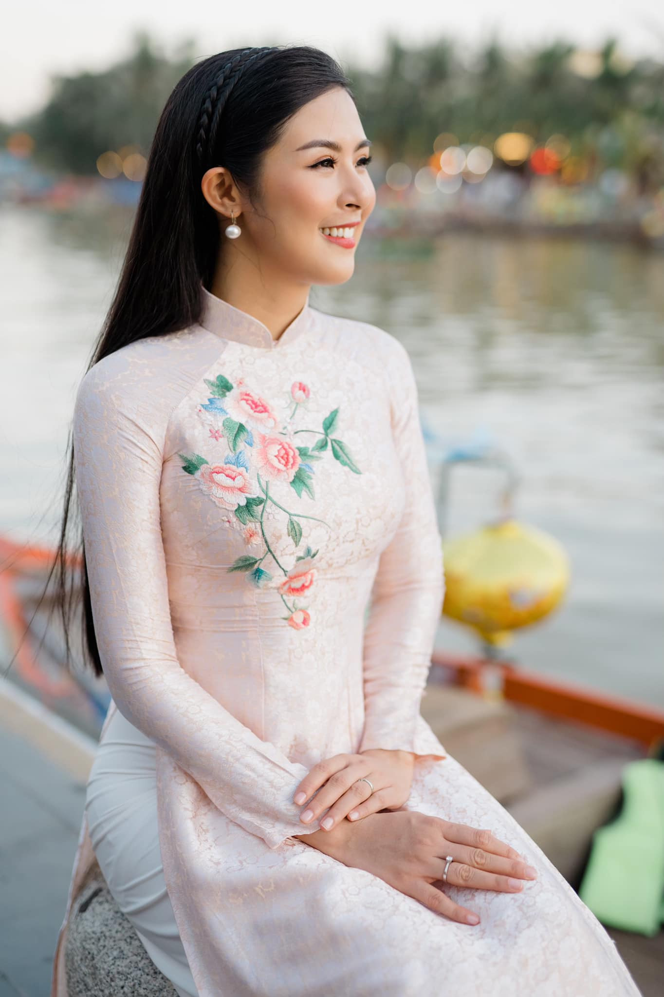 Bí quyết gìn giữ mái tóc mây của Hoa hậu Ngọc Hân ảnh 1