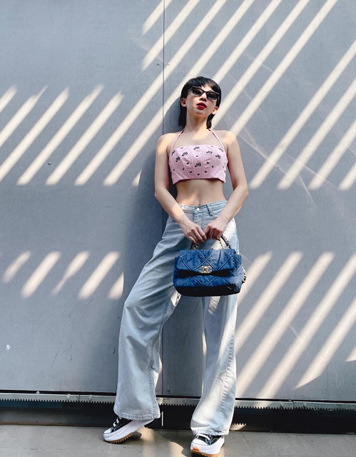 'Song Hằng' đụng hàng đẹp bất phân thắng bại, Phương Oanh trễ nải buông lơi ảnh 7