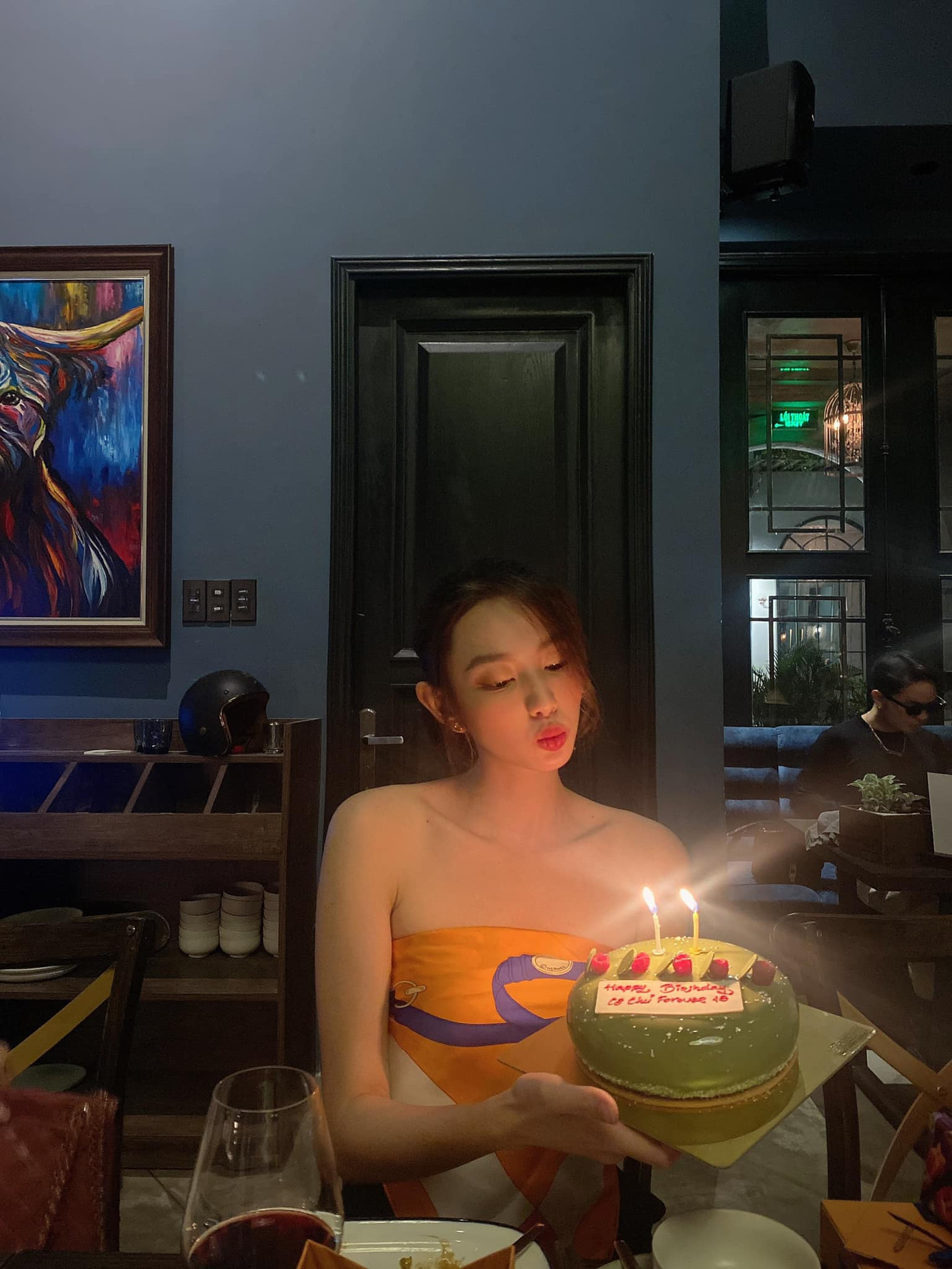 'Hội chị em hoa hậu' giản dị tụ họp trong bữa tiệc sinh nhật của người đẹp Thùy Tiên ảnh 3