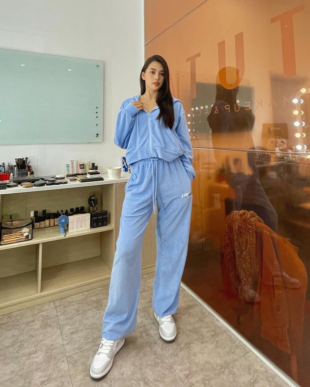 Hiền Thục, Tiểu Vy năng động với đồ thể thao, Khánh Linh khoe body nóng bỏng ảnh 3