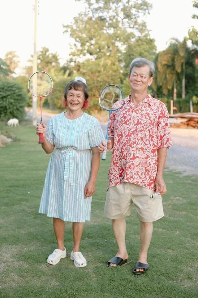 Cặp đôi U70 gây 'sốt' vì gu thời trang đôi cực ngầu như giới trẻ ảnh 3