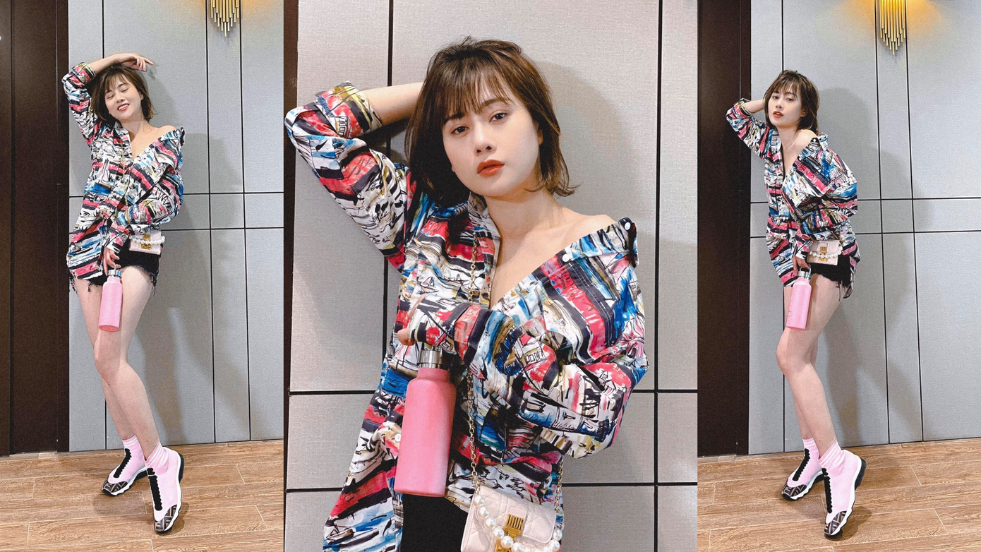 'Song Hằng' đụng hàng đẹp bất phân thắng bại, Phương Oanh trễ nải buông lơi ảnh 1