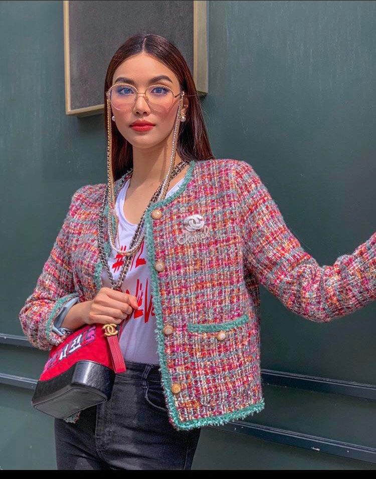 Miu Lê diện váy ngắn sexy, Amee biến hóa áo khoác thành chân váy cực cá tính ảnh 8