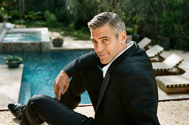 Tài tử George Clooney giặt đồ 7 lần mỗi ngày trong thời gian ở nhà giữa đại dịch COVID ảnh 2