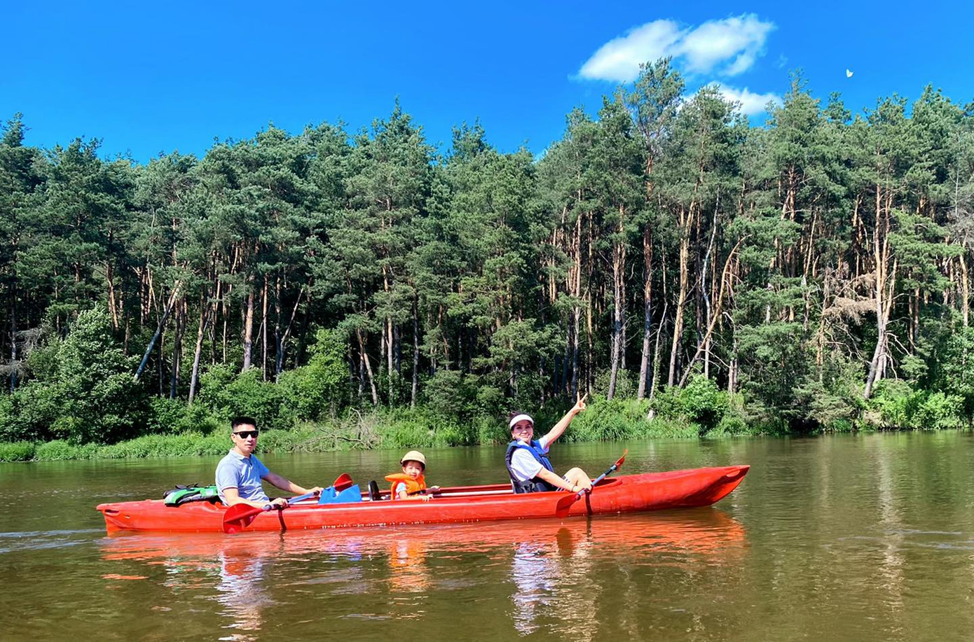 Á hậu Diễm Trang chia sẻ cuộc sống thời COVID-19 ở Ba Lan ảnh 4